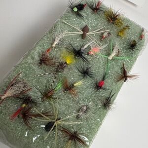26 Homemade Assorted Fishing Flies Set